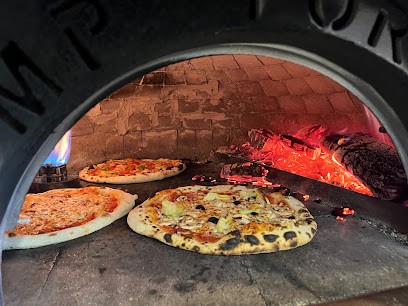 Man'D Pizza ( Camion A Pizza Au Feu De Bois ), Pizzas à Emporter à Saint-Gilles
