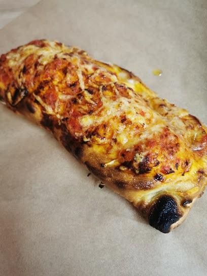 Casa San Marco, Pizzeria à Saint-Georges-de-Luzençon