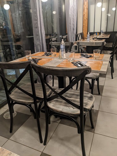 L'Ambiance Restaurant /Pizzeria, Pizzeria à Saint-Hilaire-de-la-Côte