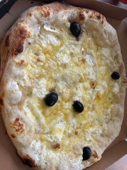 PIZZA DU STADE, Pizzas à Emporter à Saint-Mitre-les-Remparts