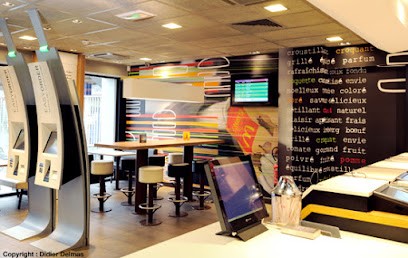 McDonald's, Pizzeria à Port-Sainte-Foy-et-Ponchapt