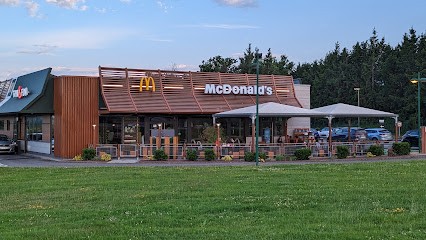 McDonald's, Pizzeria à Vitry-en-Charollais