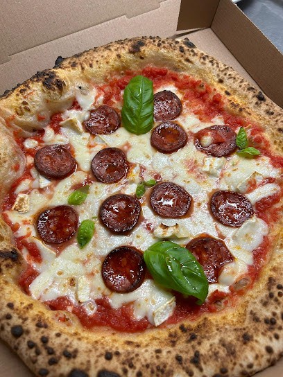 La Dolce Vita, Pizzas à Emporter à Saint-Paulet-de-Caisson