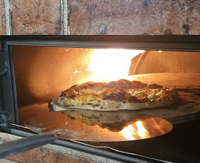 A Quoi Pizza Au Feu De Bois Pélissanne, Pizzas à Emporter à Pélissanne