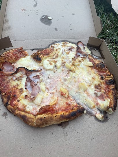 Vésuvio Pizzeria, Pizzas à Emporter à Saint-Sylvestre-sur-Lot