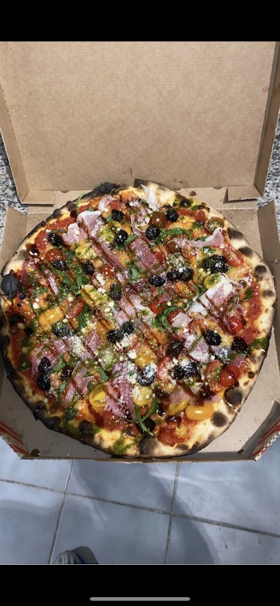 Chez Lucile et Annie, Pizzeria à Varages