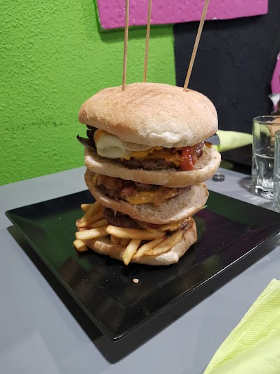 Le Pizz'Burg, Pizzeria à Lure