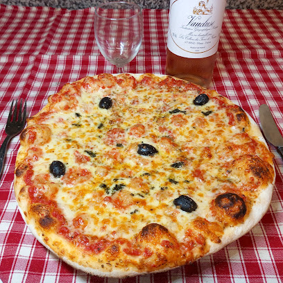 Pizza Tic Tac Distributeur De Pizza 24/24 Et 7/7 Audierne, Pizzeria à Audierne