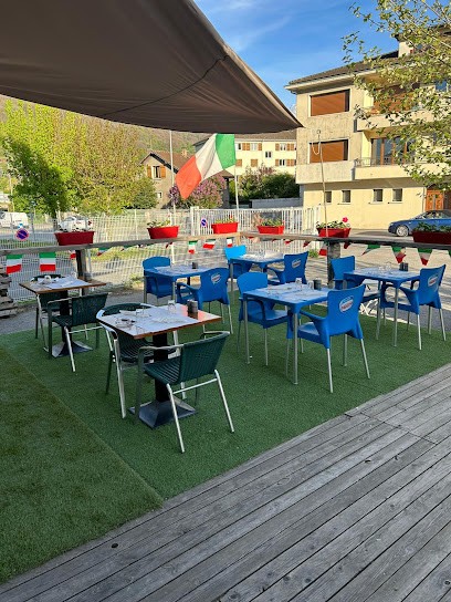 Les saveurs méridionale a ´ddo ´Napulitano, Pizzeria à Sallanches