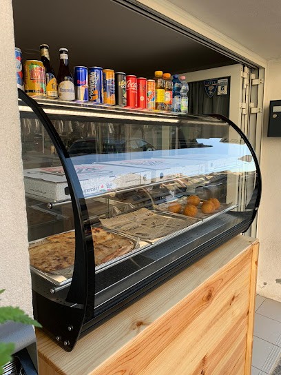 Pizzeria Rizzo, Pizzeria à Mèze