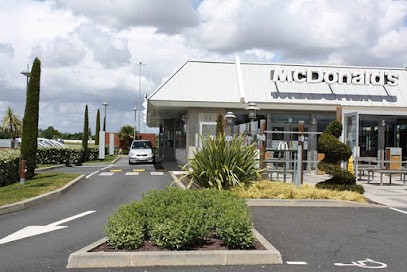 McDonald's, Pizzeria à La Boissière-de-Montaigu