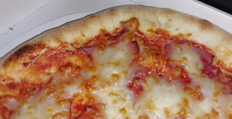 Distributeur artisanale pizza 24h/24h 7j/7j, Pizzas à Emporter à Pithiviers