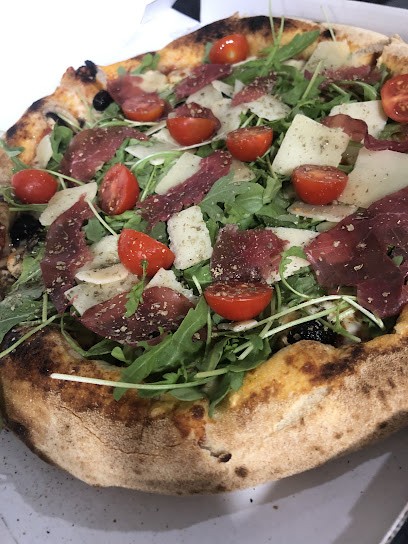 Pizza Reina, Pizzeria aux Pennes-Mirabeau