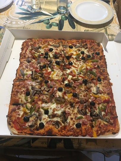 Pizzeria Calabria, Pizzeria à Manom