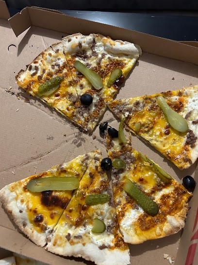 Kiosque a pizza, Pizzas à Emporter à Elven