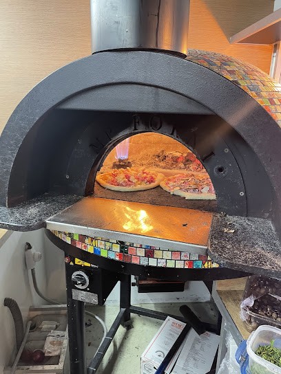 Colors Pizza, Pizzeria à Sainte-Marie