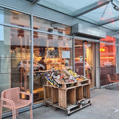 Metà e Metà Epicerie, Epicerie Italienne à Montreuil