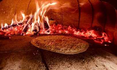 LE PETIT MONDE DE LOLO CAMION PIZZA AU FEU DE BOIS, Pizzas à Emporter à Flavin