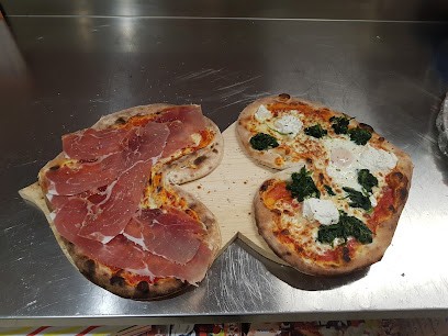 Pizzeria La Baronessa, Pizzeria à Péron