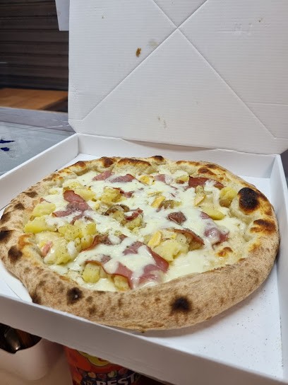 Distributeur Pizza Box By La Romanista Roques, Pizzas à Emporter à Roques