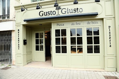 Gusto Giusto, Pizzeria à Tonnerre
