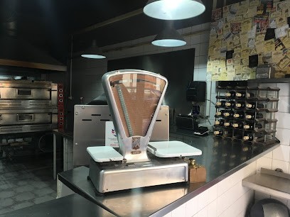 Santa Pizza, Pizzeria à Marseille 07