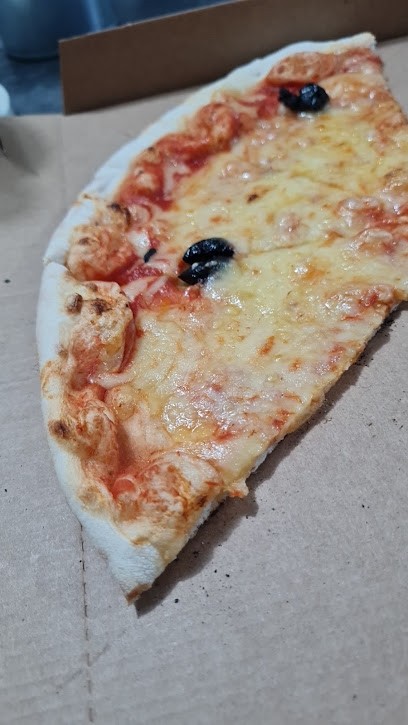 La Tour de Pizze, Pizzeria à Marseille 03