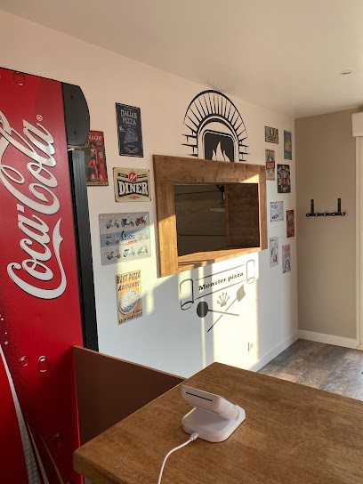 Monster Pizza, Pizzeria à Passa