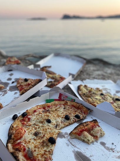 Pizza Chez Claude, Pizzas à Emporter à La Ciotat