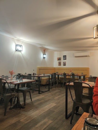 Le QG, Pizzeria à Santa-Lucia-di-Moriani