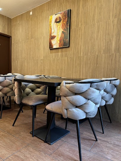 L Goosto. Pizzeria, Pizzeria à Saint-Claude