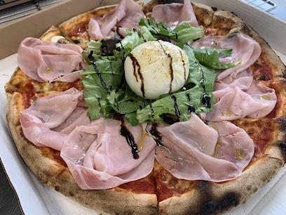 Pizza Camion MAMA PIZZA MORNANT Au Feu De Bois, Pizzas à Emporter à Mornant