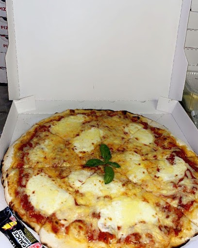 Family Pizza, Pizzas à Emporter à Saint-Victoret