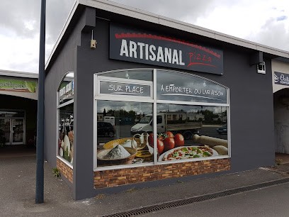 Artisanal Pizza🍕, Pizzeria à Saint-Germain-du-Puy