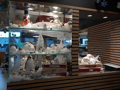 McDonald's, Pizzeria à Saint-Hilaire-le-Châtel