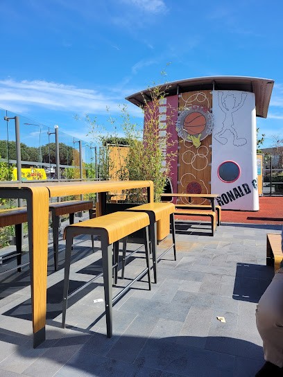 McDonald's, Pizzeria à Saint-Herblain