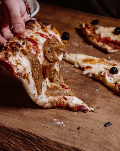 Pizz'Atomic - La-Londe-les-Maures, Pizzas à Emporter à La Londe-les-Maures