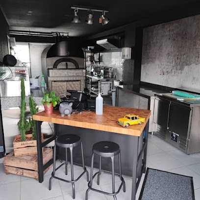 Station 810 Labenne, Pizzas à Emporter à Labenne