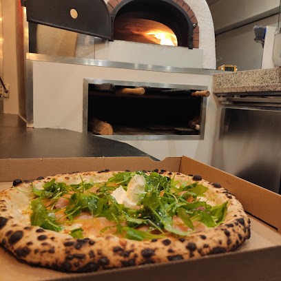 Mlt pizza, Pizzas à Emporter à Riantec