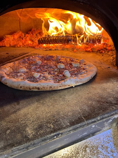 Pizza Calypso lundi soir, Pizzas à Emporter à Anse