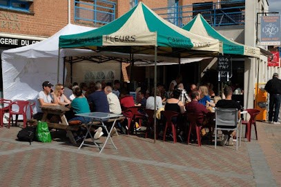 Royal Pizz', Pizzeria à Roost-Warendin