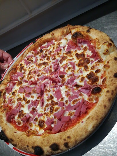 Pizz'Ella, Pizzeria à Lure